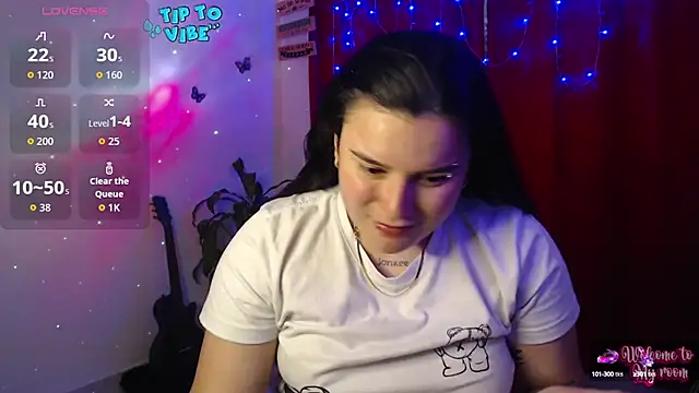 Snapshot of Nika_1_ chatting on September 2025 10:13:01 PM Nika 1 online show from September 2025 10:13:01 PM