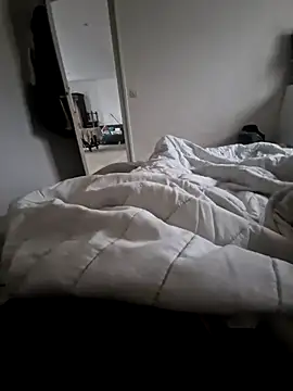 Landryyyyy online show from December 2025 02:35:01 PM