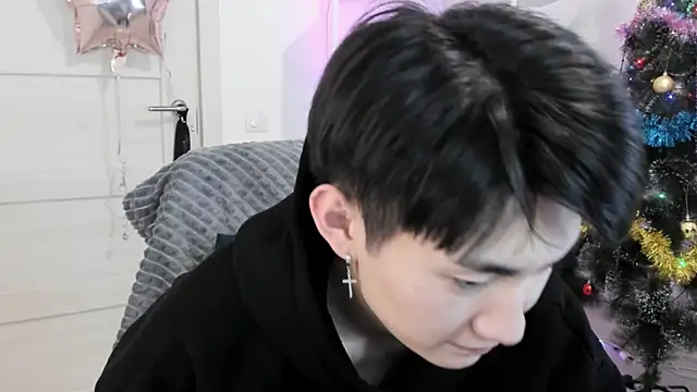 Miram Yu online show from December 2024 02:41:01 AM