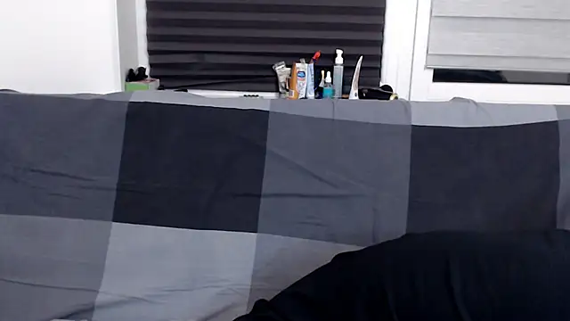 Miram Yu online show from January 2025 08:32:01 PM