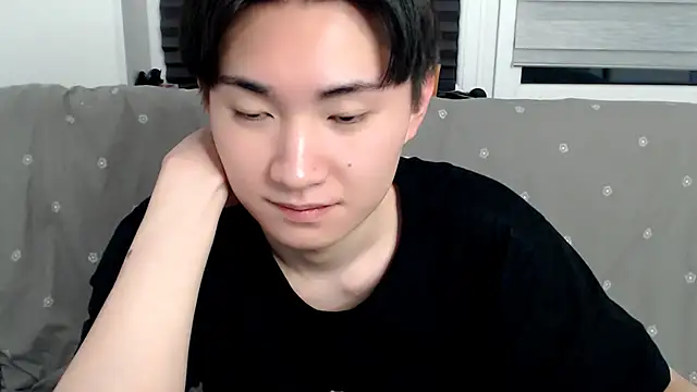 Miram Yu online show from January 2025 08:22:02 PM