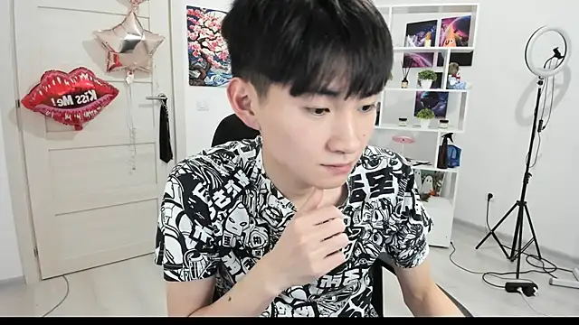 Miram Yu online show from October 2025 08:40:01 PM