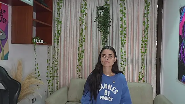 HannaRhodes online show from February 2026 02:28:01 PM