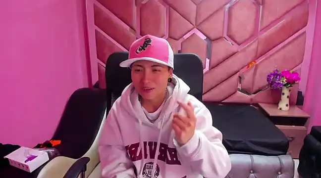 Im Mathias online show from January 2025 09:33:02 AM