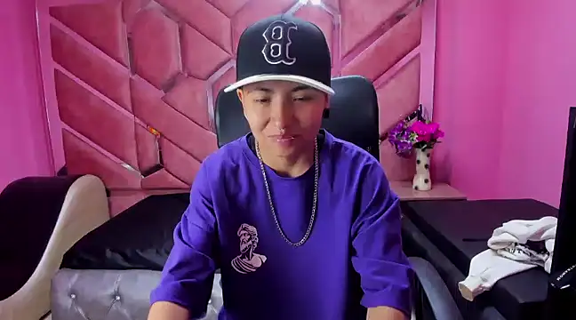 Im Mathias online show from January 2025 02:40:02 AM