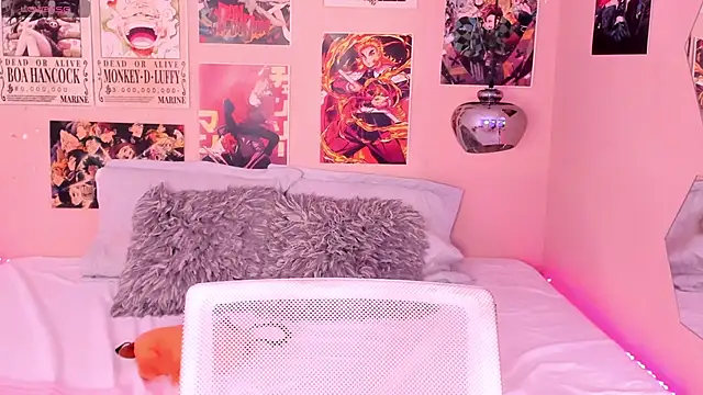 Luna-Chann online show from February 2025 02:06:02 AM