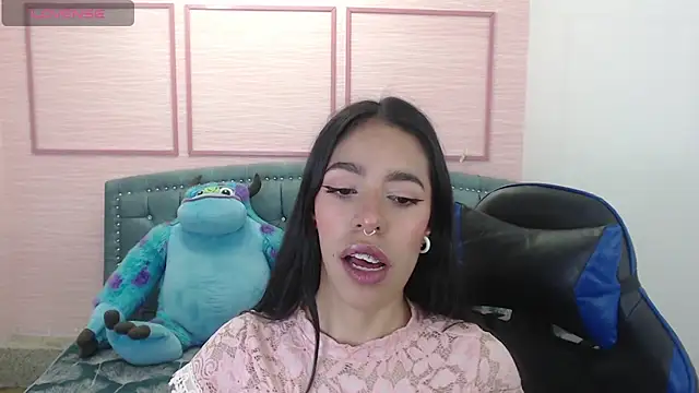 stephania t online show from January 2025 10:38:02 AM