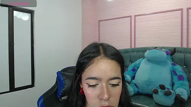 stephania t online show from February 2025 10:53:01 AM