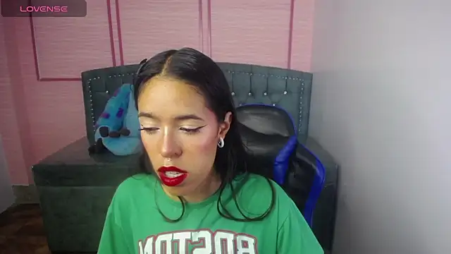 stephania t online show from March 2025 10:59:02 AM