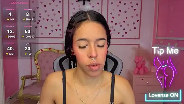 stephania t online show from January 2026 12:00:01 PM