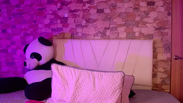 julz 03 online show from March 2026 06:30:02 AM