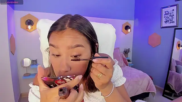  Sophie  miller online show from February 2026 03:37:02 PM