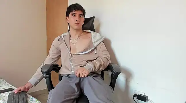 leo030809 online show from March 2025 05:50:01 PM