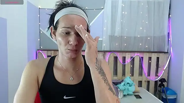 Snapshot of Michellcockxxx chatting on February 2025 04:16:02 AM Michellcockxxx online show from February 2025 04:16:02 AM