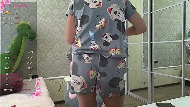 -DIVORA- online show from October 2025 10:56:02 AM