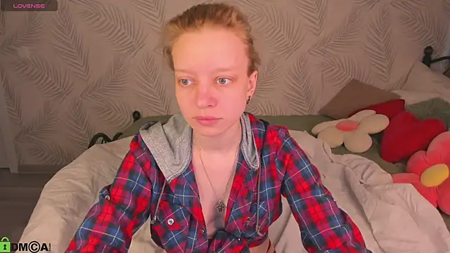 Michelle Blond online show from April 2026 08:01:02 AM