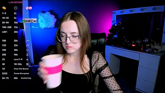 luna berryy online show from February 2025 02:16:02 AM