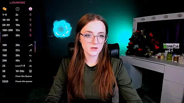 luna berryy online show from February 2025 08:27:02 PM