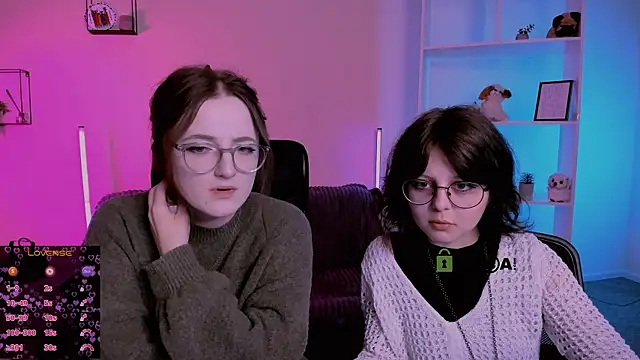 luna berryy online show from December 2025 08:18:02 PM