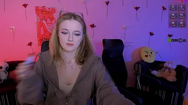 luna berryy online show from March 2026 08:23:01 PM