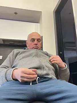 pantomax online show from February 2025 01:44:02 PM