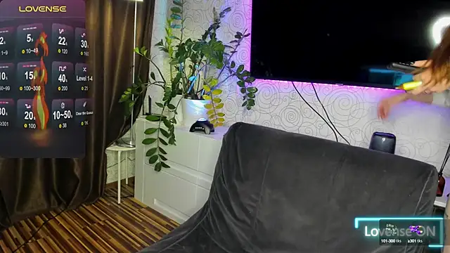 KentsMomAliss online show from December 2024 06:07:02 AM