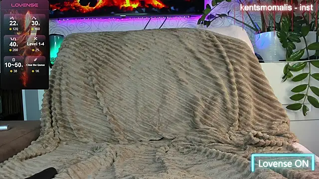 KentsMomAliss online show from February 2025 11:53:01 AM