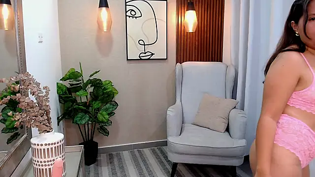 Sharlotte Milk online show from January 2025 10:49:02 AM