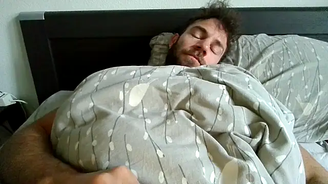 alpha-hunk online show from October 2025 07:07:01 AM