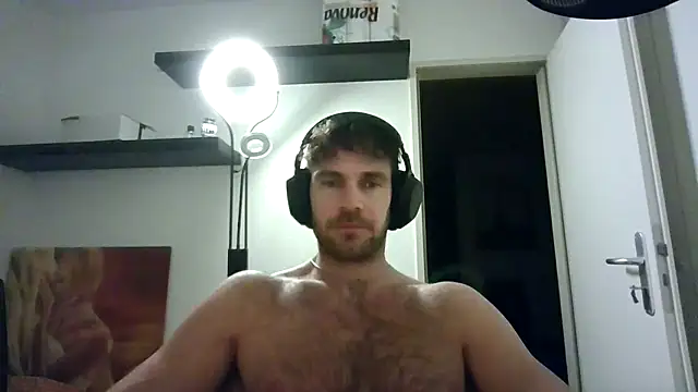 alpha-hunk online show from November 2025 09:26:01 PM