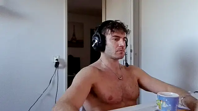 alpha-hunk online show from January 2026 01:37:02 PM