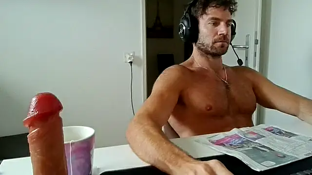 alpha-hunk online show from May 2026 08:55:01 AM