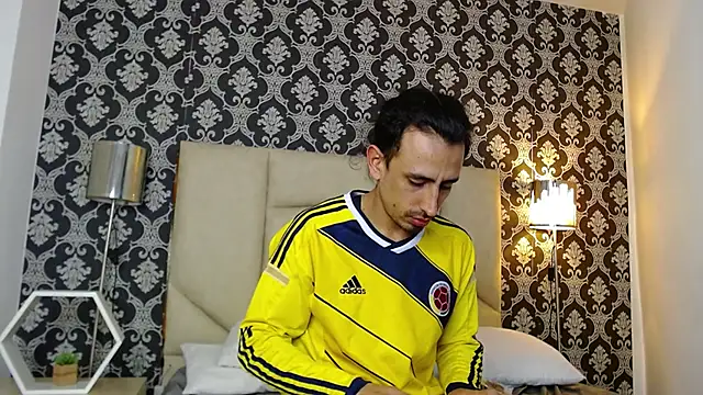 Sr Magnus  online show from March 2025 02:30:02 AM