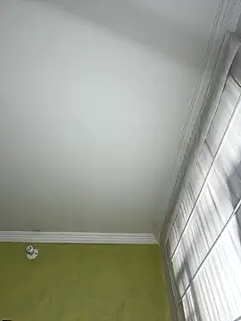 Snapshot of aurora_divine chatting on November 2025 01:10:02 PM aurora divine online show from November 2025 01:10:02 PM