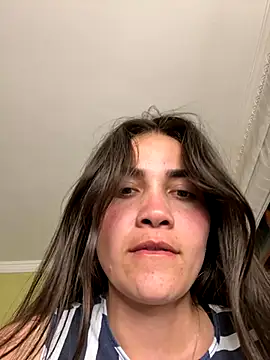 Snapshot of aurora_divine chatting on December 2025 11:23:02 PM aurora divine online show from December 2025 11:23:02 PM