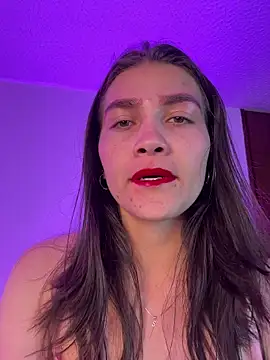 aurora divine online show from March 2026 10:02:02 PM