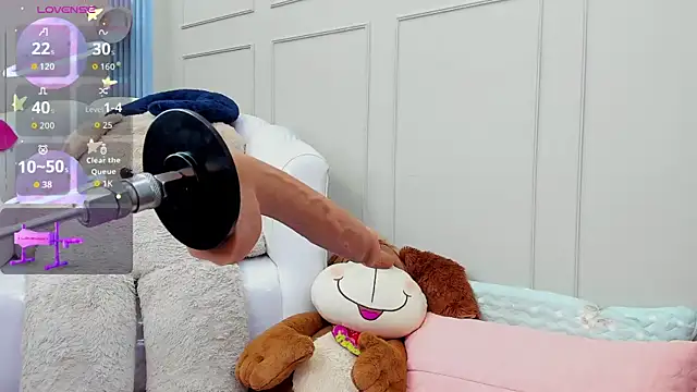 Snapshot of MadyJackson chatting on September 2025 11:35:02 AM MadyJackson online show from September 2025 11:35:02 AM