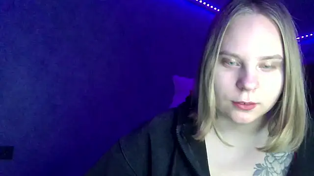 Thalia  Star online show from February 2025 04:52:02 AM