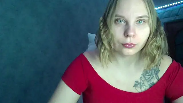 Thalia  Star online show from February 2025 04:58:01 AM