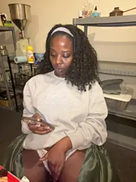 choclatepeaach online show from January 2026 12:32:01 PM