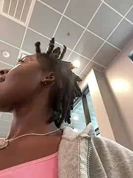 Snapshot of choclatepeaach chatting on March 2026 08:26:01 PM choclatepeaach online show from March 2026 08:26:01 PM