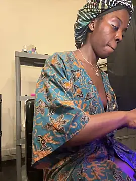 Snapshot of choclatepeaach chatting on March 2026 02:04:02 AM choclatepeaach online show from March 2026 02:04:02 AM