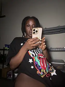 Snapshot of choclatepeaach chatting on March 2026 08:26:33 AM choclatepeaach online show from March 2026 08:26:33 AM