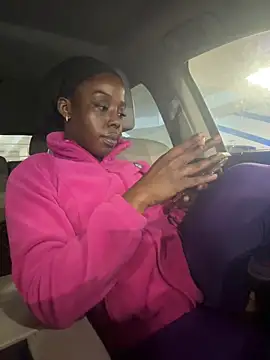 Snapshot of choclatepeaach chatting on March 2026 04:07:02 PM choclatepeaach online show from March 2026 04:07:02 PM