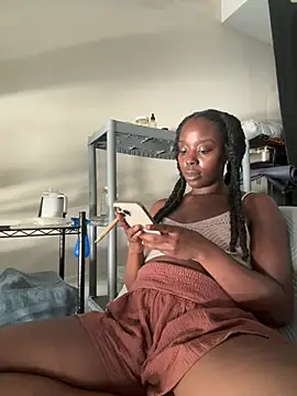 Snapshot of choclatepeaach chatting on June 2026 05:45:01 PM choclatepeaach online show from June 2026 05:45:01 PM