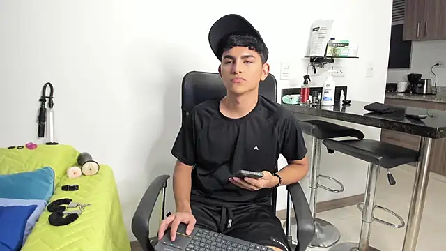 Snapshot of Lyam_ap chatting on January 2025 09:24:02 AM Lyam ap online show from January 2025 09:24:02 AM