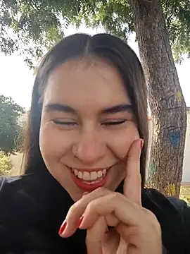 Snapshot of Caro_kitty- chatting on November 2025 12:38:02 PM Caro kitty- online show from November 2025 12:38:02 PM