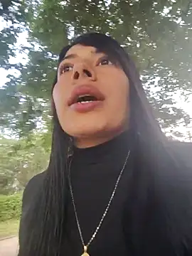 Snapshot of Caro_kitty- chatting on November 2025 11:32:01 AM Caro kitty- online show from November 2025 11:32:01 AM