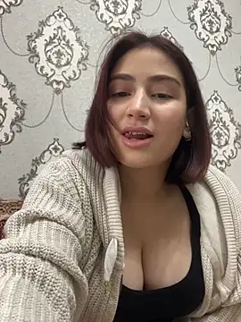 StormBeverly online show from December 2024 10:28:02 AM