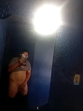 Snapshot of Cherrysfox1 chatting on March 2026 11:11:01 PM Cherrysfox1 online show from March 2026 11:11:01 PM